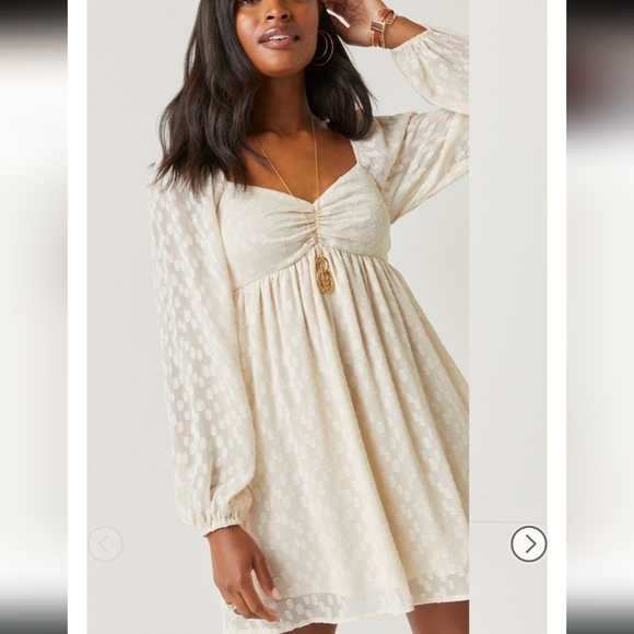 Francesca's Audrey Parks Gianna long sleeve jacquard open back mini dress - Picture 4 of 12